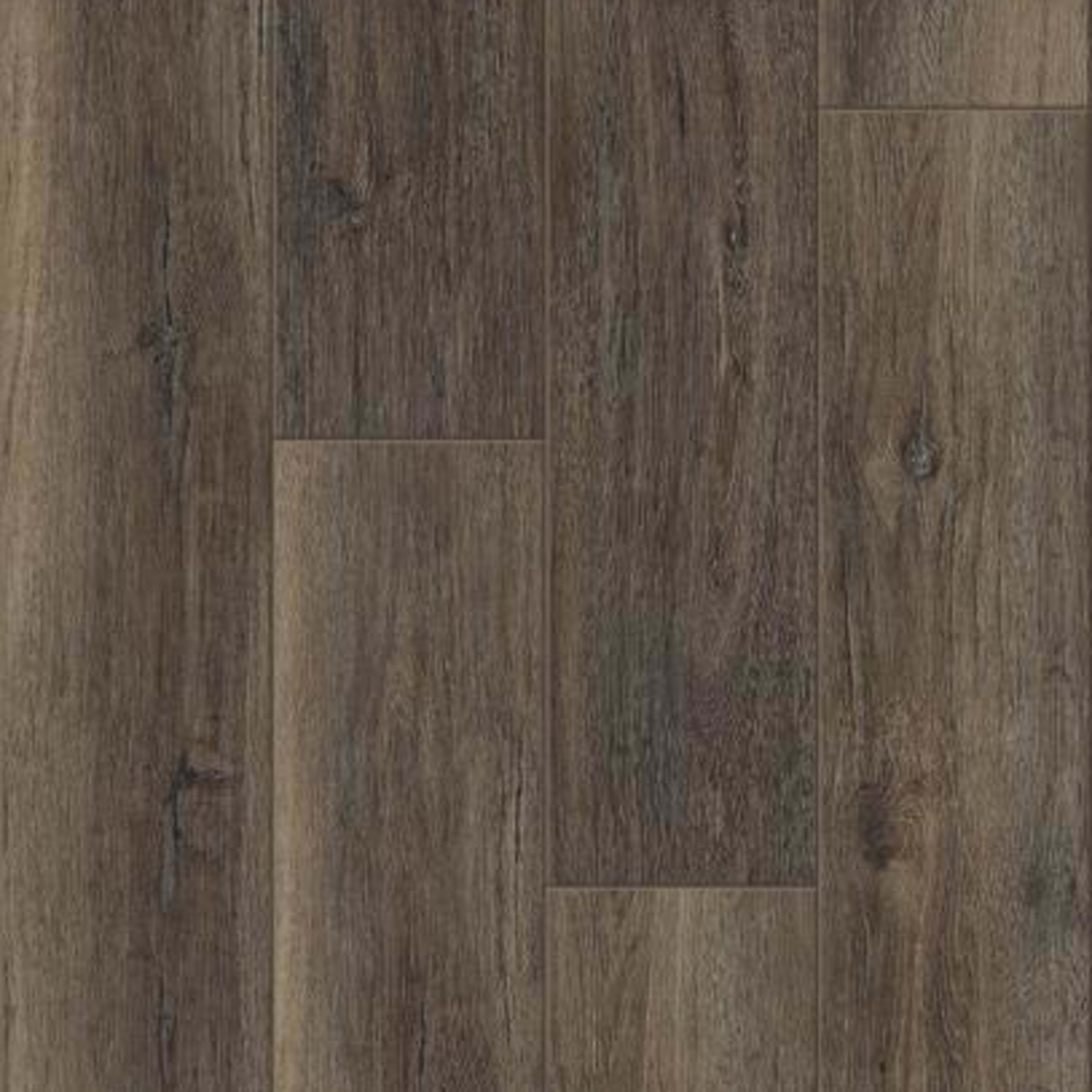 HERITAGE OAK 720C PLUS in Upland Oak Luxury Vinyl