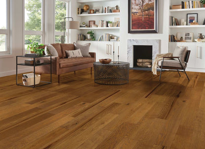 Rooted in Tradition Red Oak Engineered in Woodstock 6-1/2"