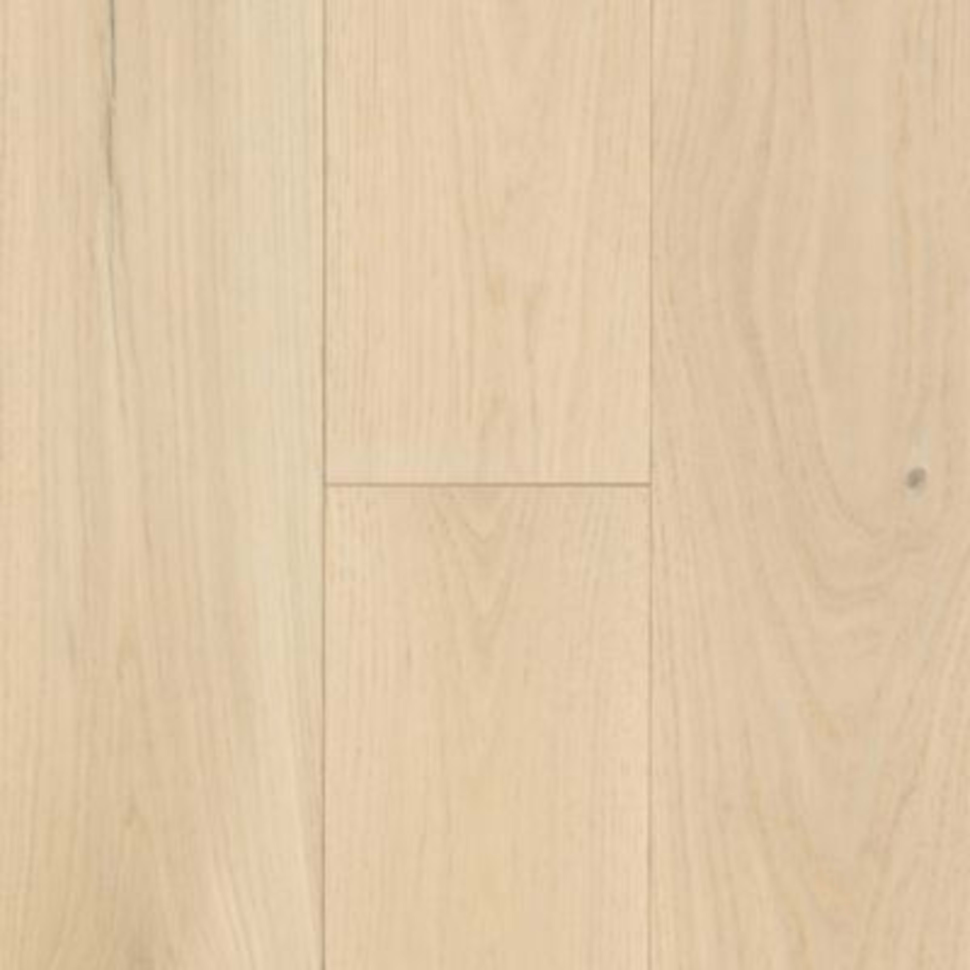 Coastal Couture Plus in Coastline Oak Hardwood